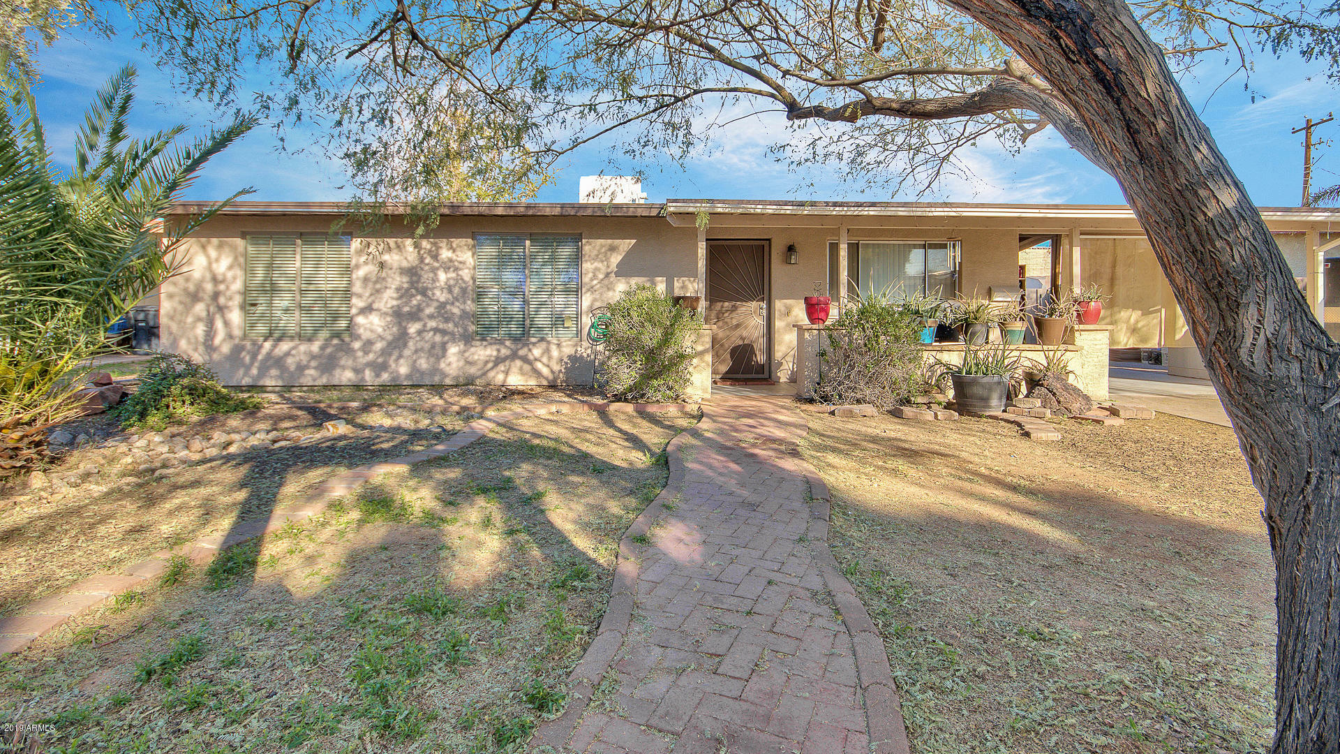 Property Photo:  435 S Stewart Street  AZ 85202 