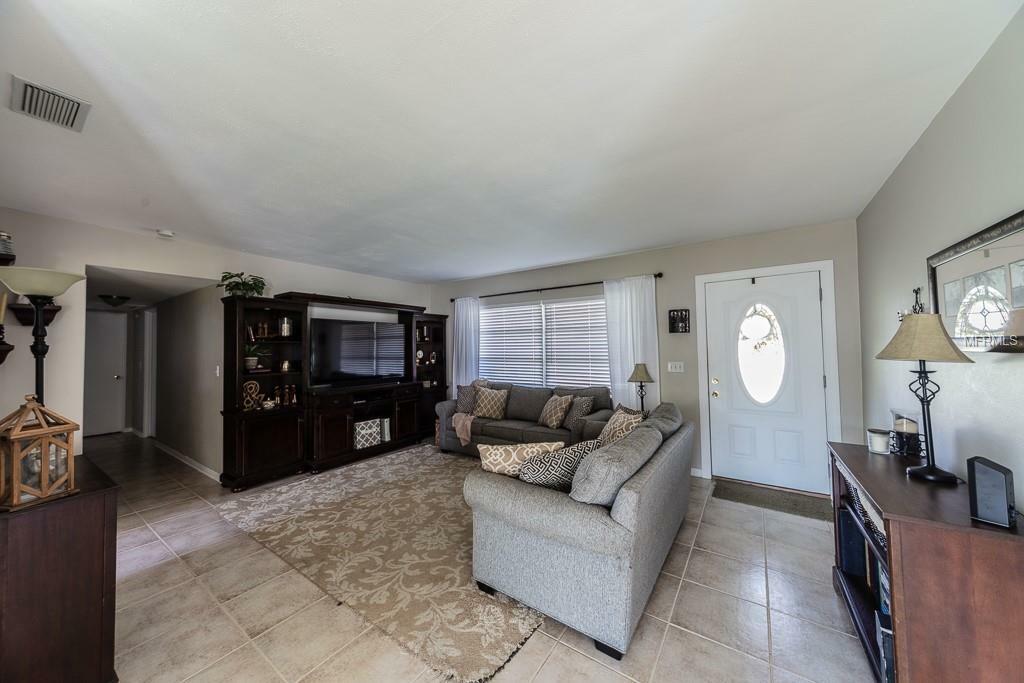 Property Photo:  1369 Windsor Drive  FL 33756 