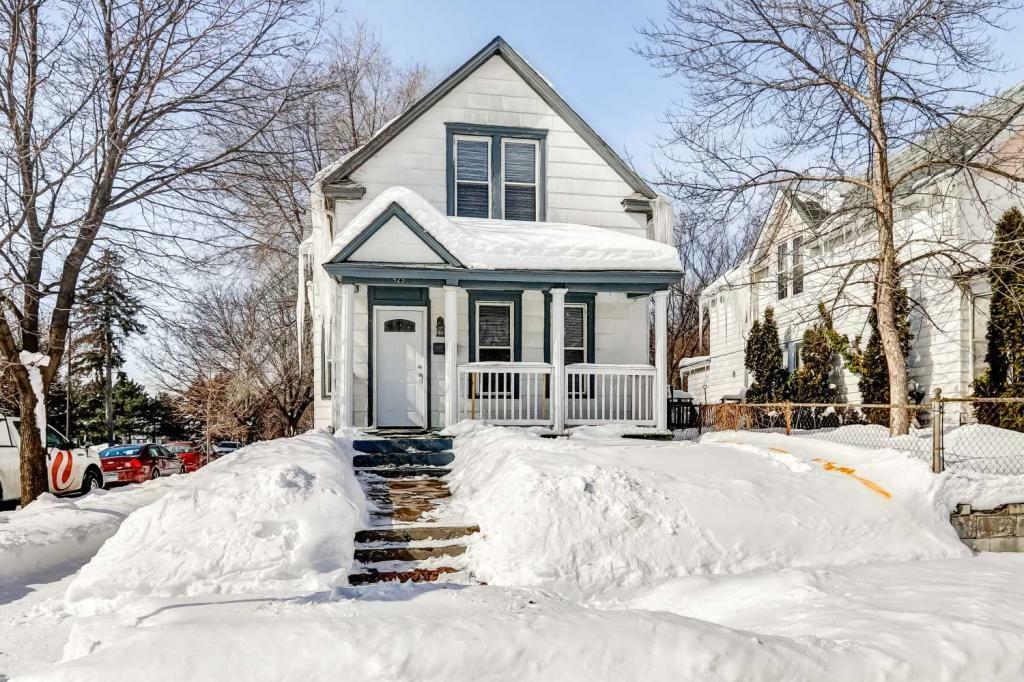 Property Photo:  925 Albemarle Street  MN 55117 