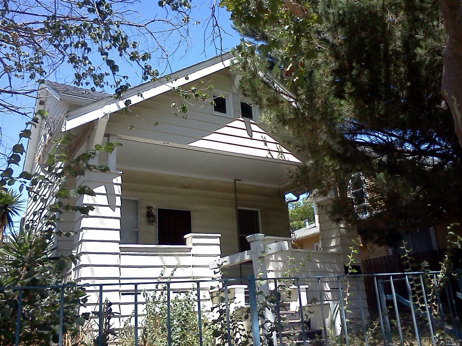 Property Photo: 626 Curtola Parkway CA 94590