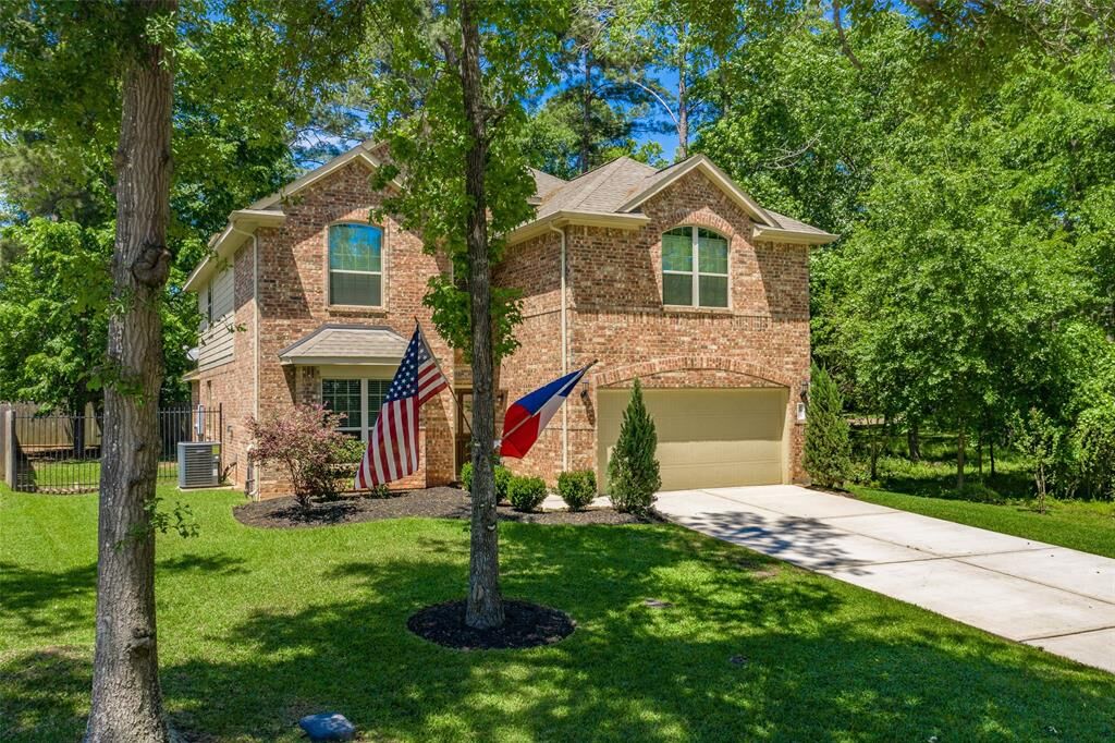 Property Photo:  2927 Chaucer Drive  TX 77356 