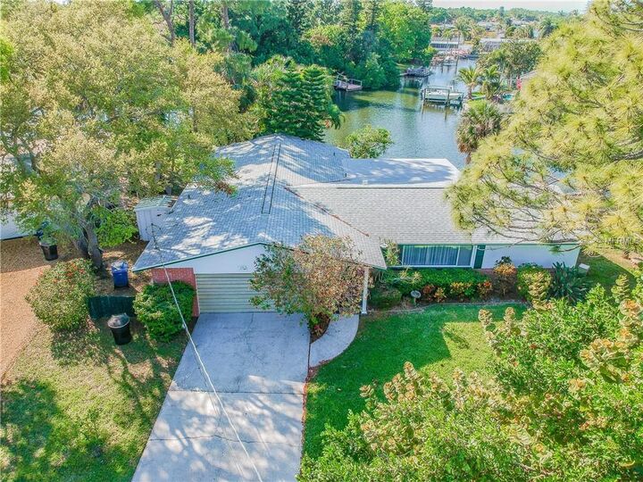Property Photo:  4785 Butterfly Place NE  FL 33703 