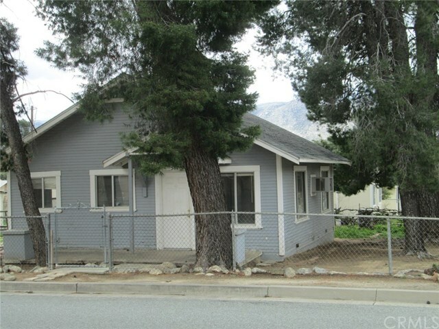 Property Photo:  582 W Nicolet Street  CA 92220 