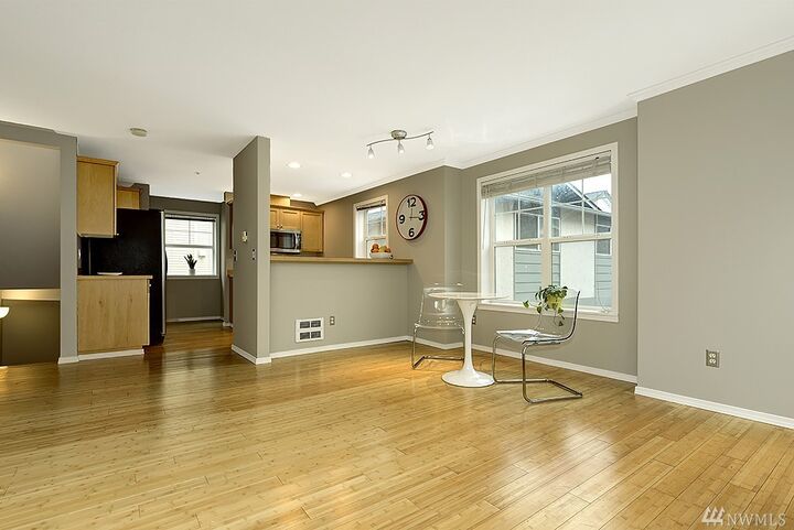 House for sale in Seattle 1140 N 92nd St C, Seattle, WA 98103