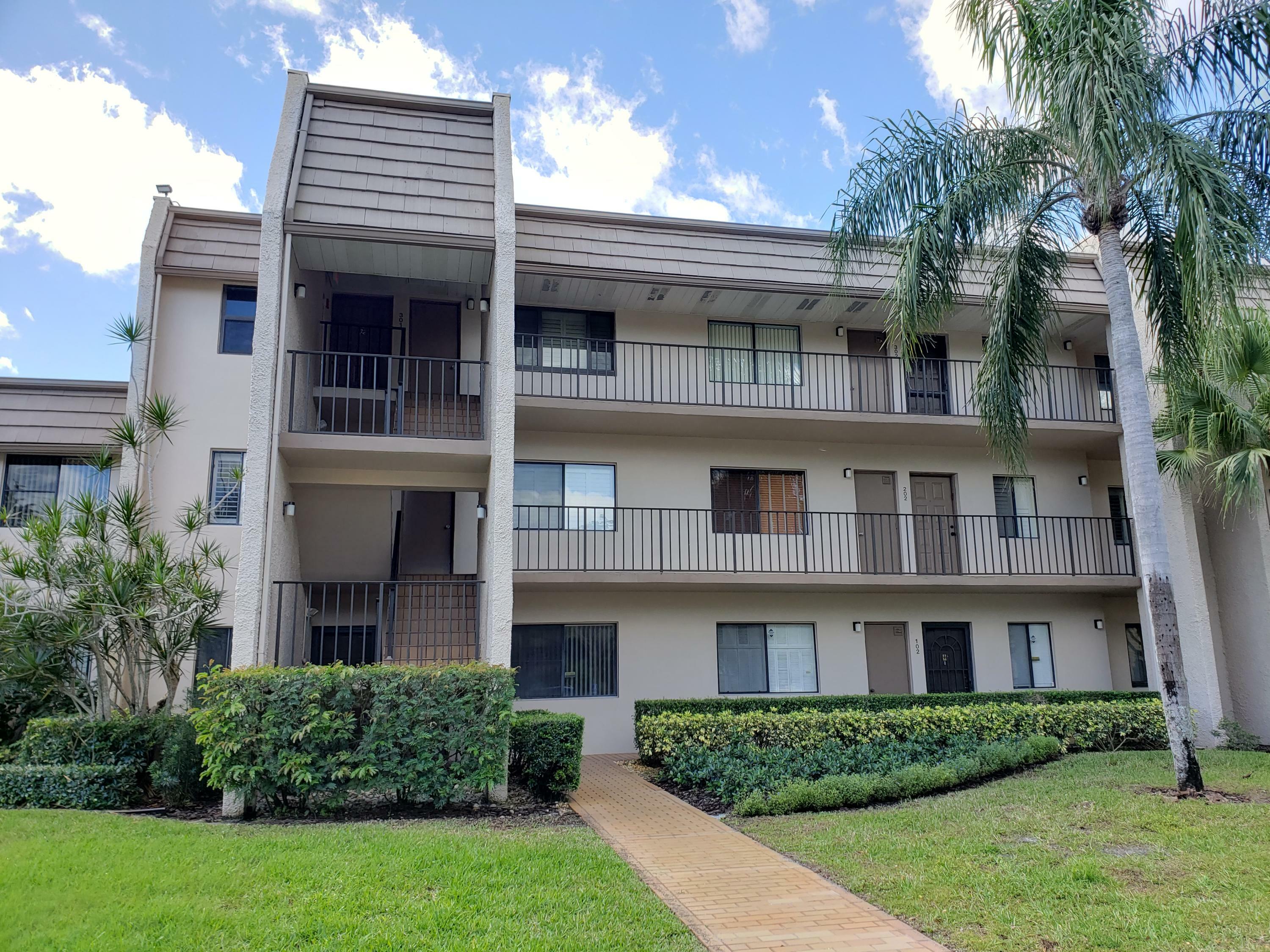 Property Photo:  4793 Esedra Court 101  FL 33467 