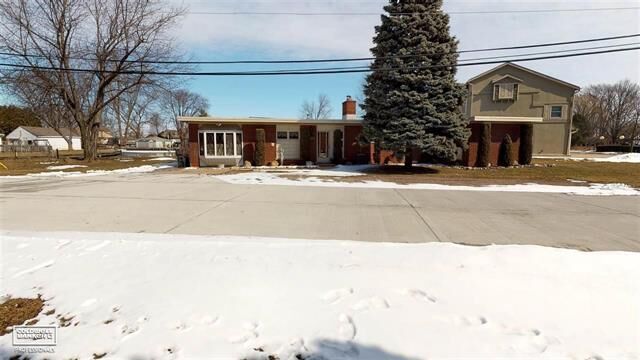 32101 Riverdale  Harrison Twp MI 48045 photo