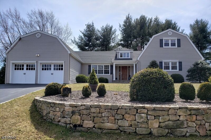 Property Photo:  8 Leddell Rd  NJ 07945 