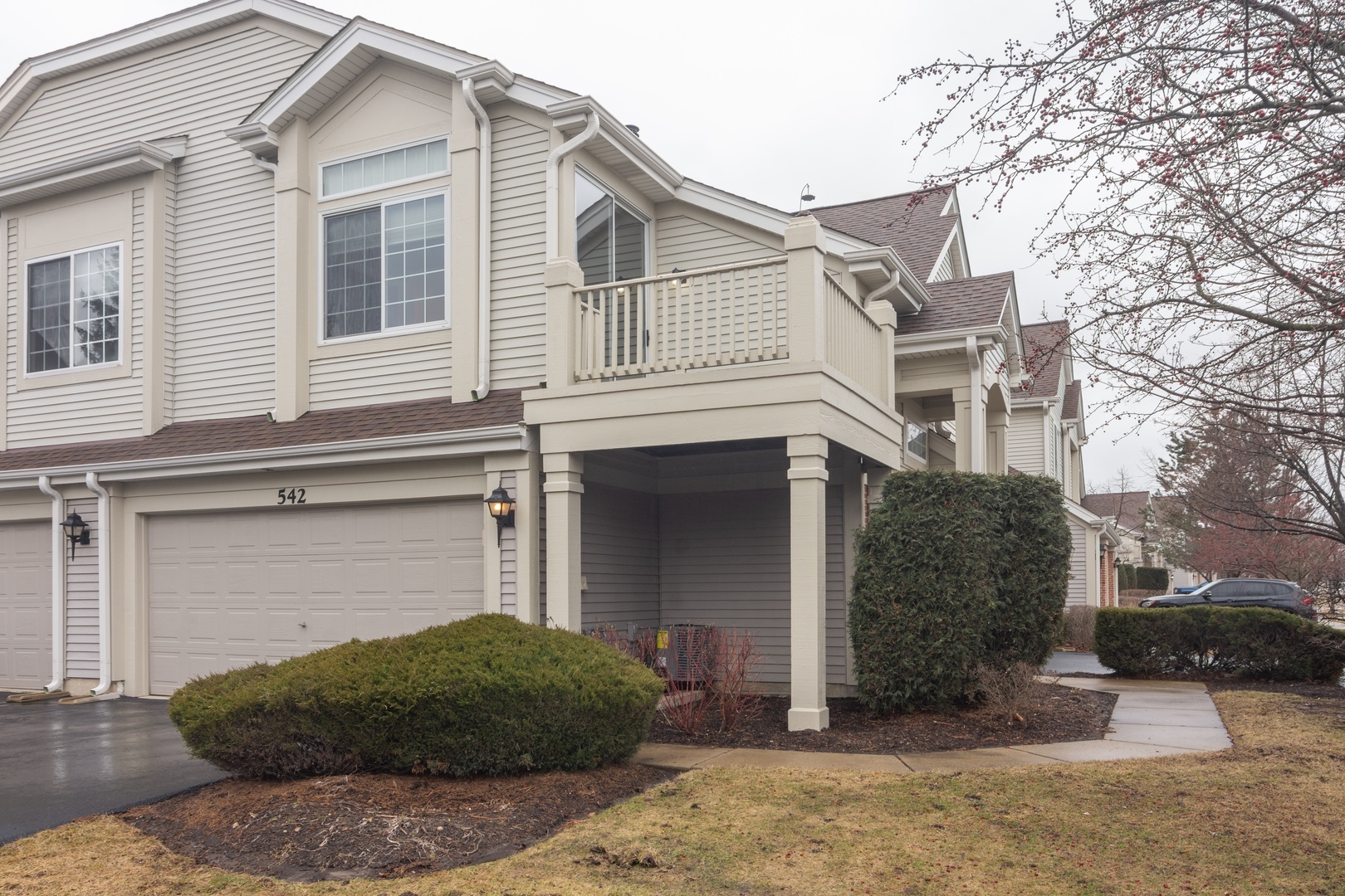 542 East Thornhill Lane 542  Palatine IL 60074 photo