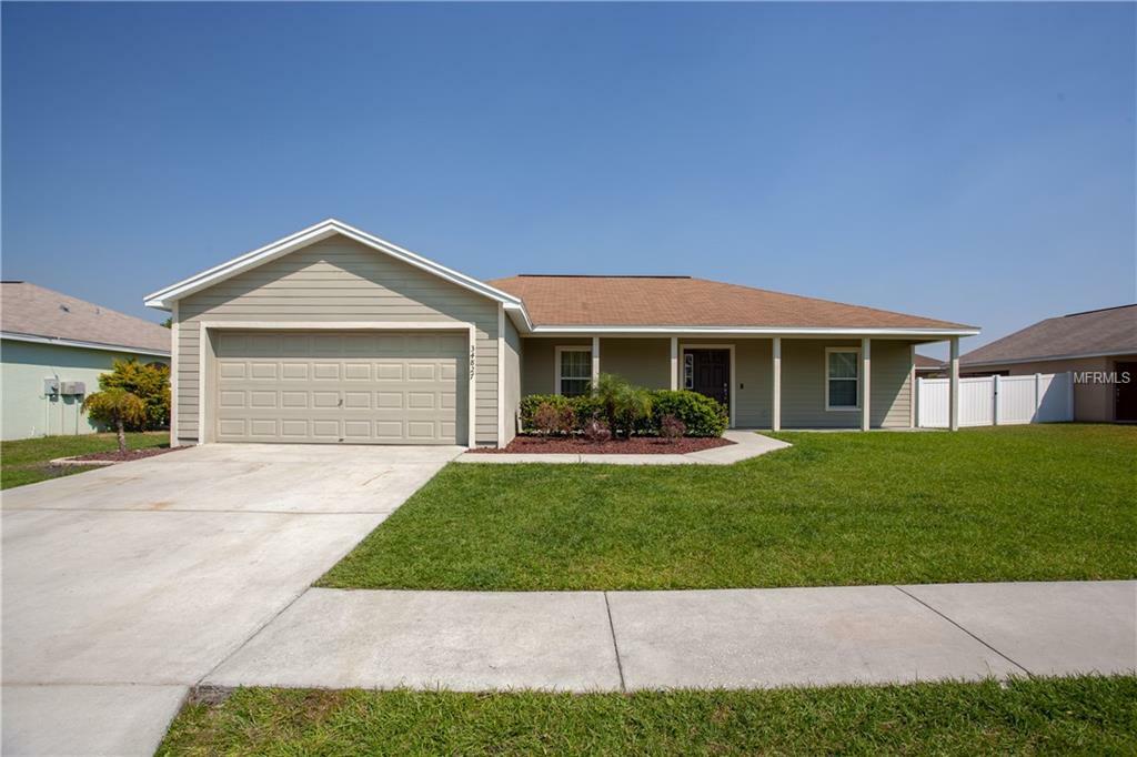 Property Photo: 34827 Redding Lane FL 33541