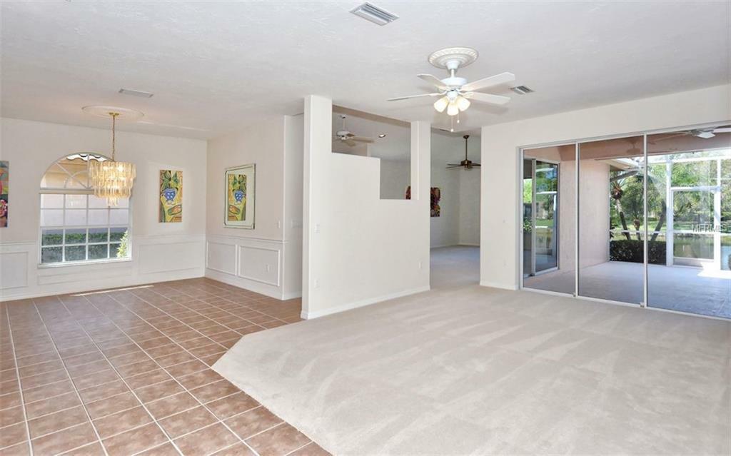 Property Photo:  7160 Del Lago Drive  FL 34238 