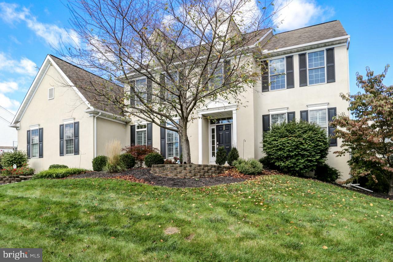 Property Photo:  1156 Chadwick Circle  PA 17036 