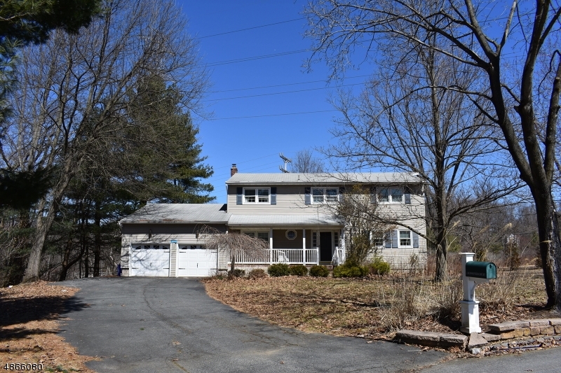 Property Photo: 5 Schooner Ct NJ 07869