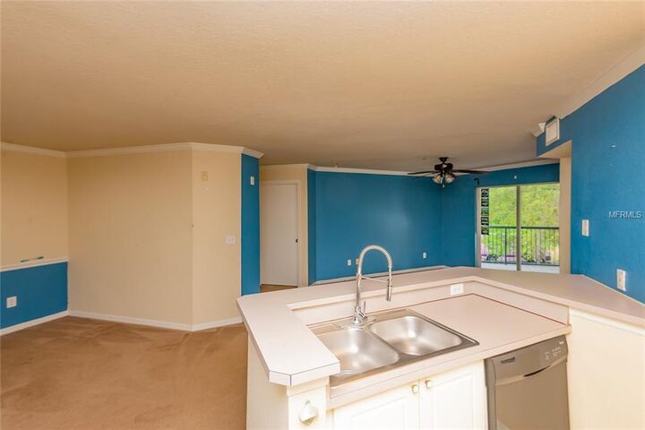 Property Photo: 18101 Peregrines Perch Place 212 FL 33558