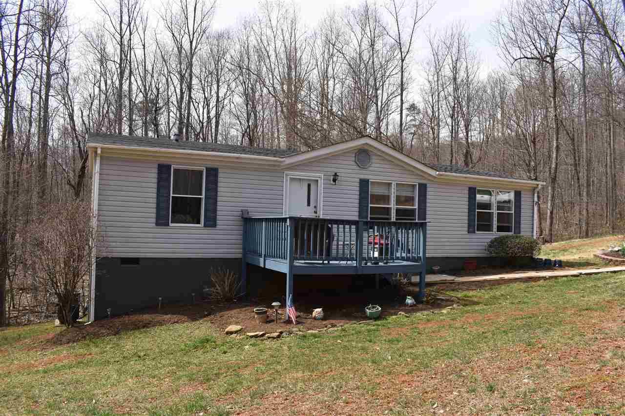 Property Photo: 671 Pine Hill Dr VA 22973