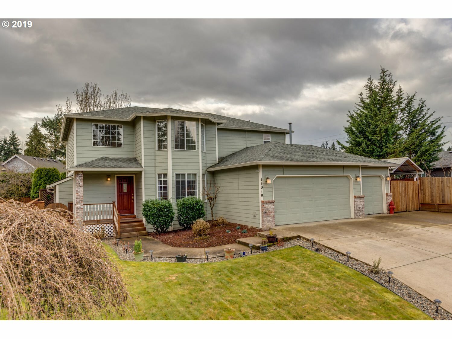 Property Photo:  11010 NE 51st Ct  WA 98686 