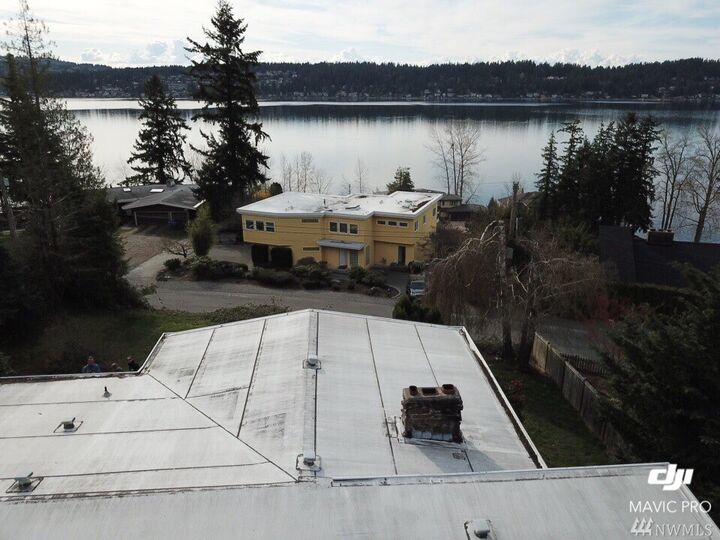 2121 190th Place SE  Sammamish WA 98075 photo