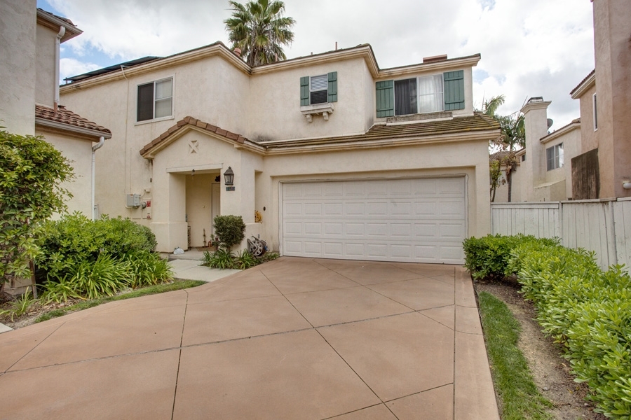 Property Photo:  1155 Calle Tesoro  CA 91915 