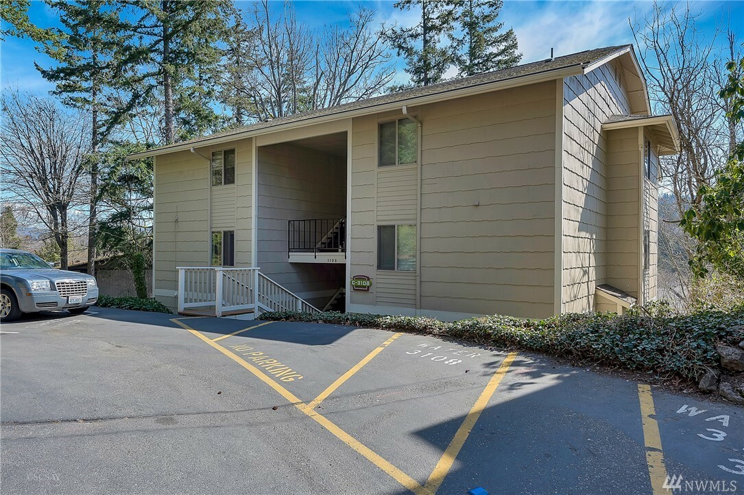 Property Photo:  3108 Bill McDonald Pkwy 302  WA 98225 