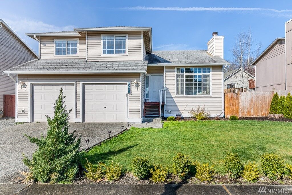 Property Photo: 15146 Austin Avenue SE WA 98272