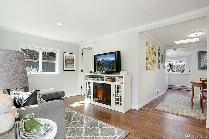 Property Photo: 5429 Renton Ave S WA 98118