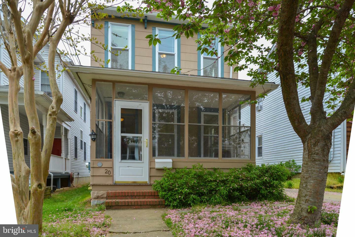 Property Photo:  20 Woodlawn Avenue  MD 21401 