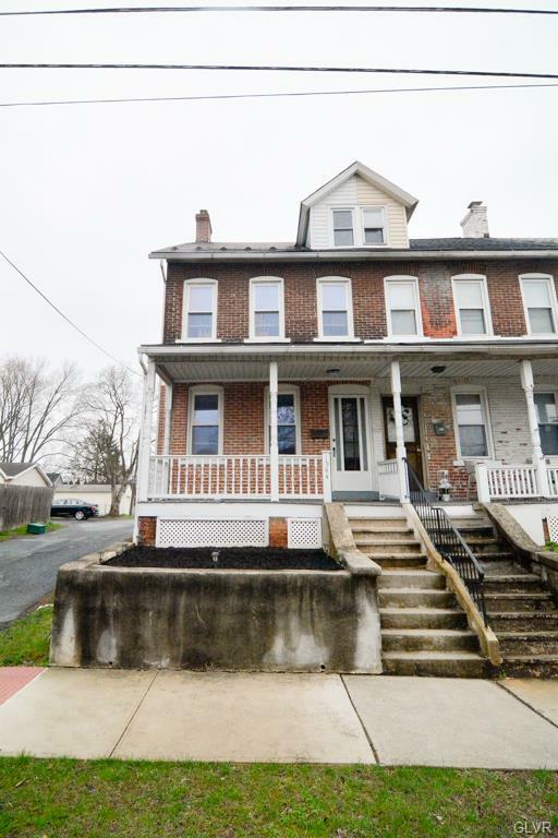 Property Photo:  1544 Center Street  PA 18018 