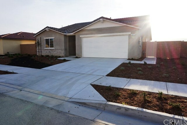 Property Photo: 971 Battersea Road CA 92543