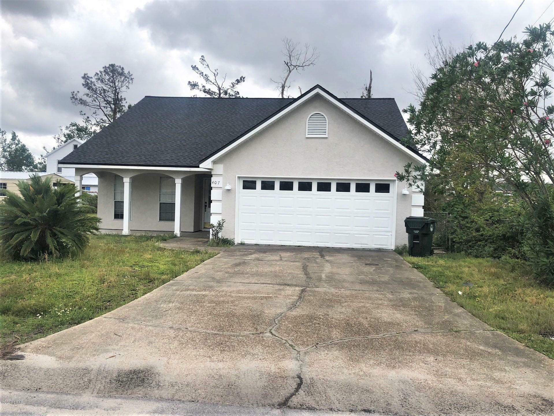Property Photo: 407 E 7th Street FL 32444