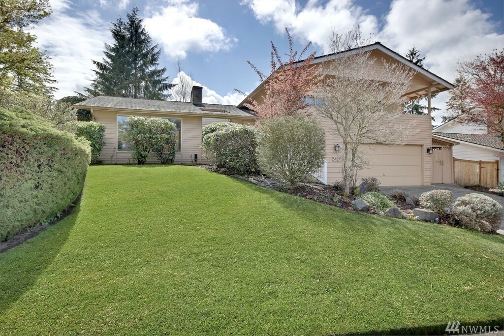 Property Photo:  3505 SW 327th St  WA 98023 