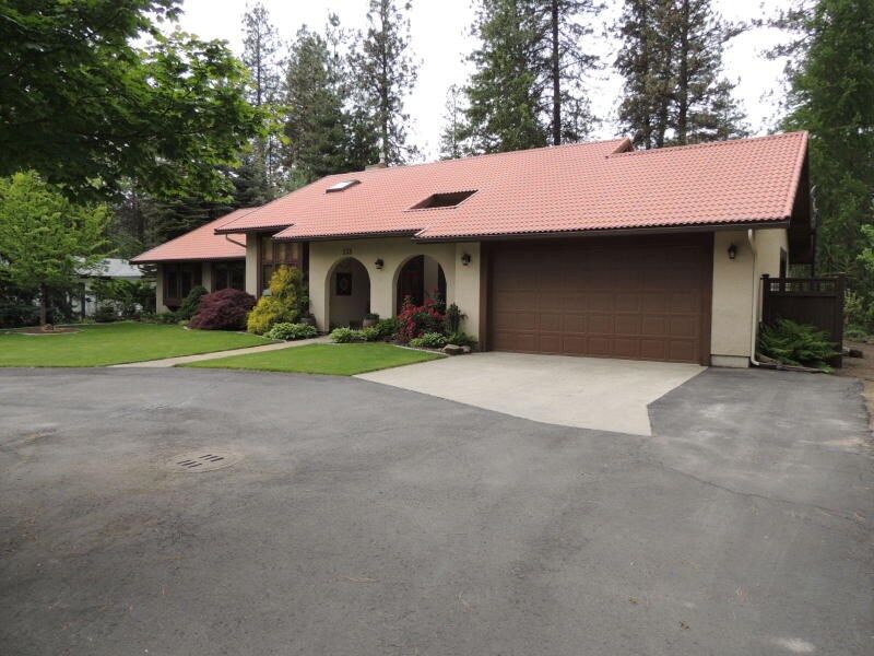 Property Photo: 238 Eagle Dr WA 99109