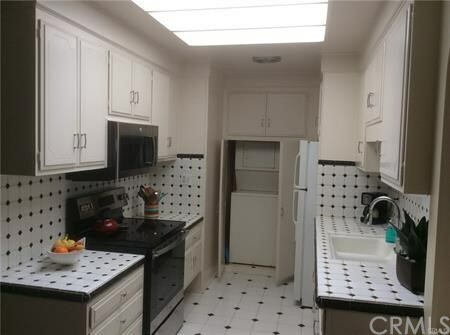 Property Photo:  2126 G Via Puerta G  CA 92637 