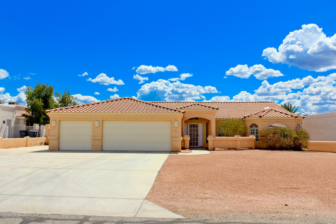 Property Photo:  1810 Walnut Dr  AZ 86406 