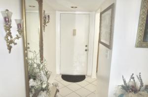 Property Photo: 5340 Las Verdes Circle 303 FL 33484