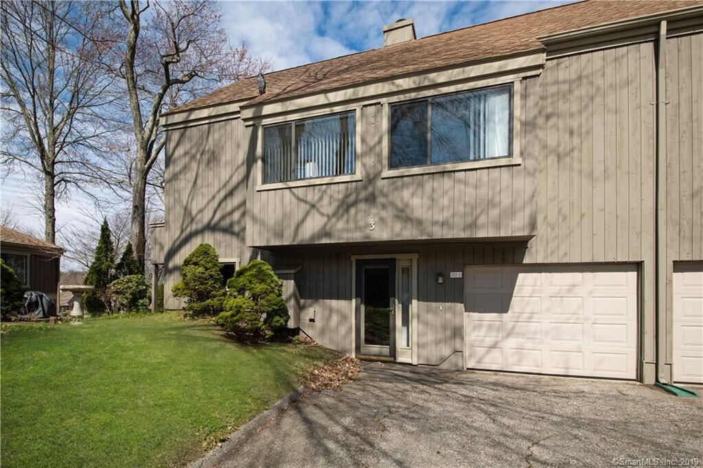Property Photo:  392 Ottawa Lane A  CT 06614 