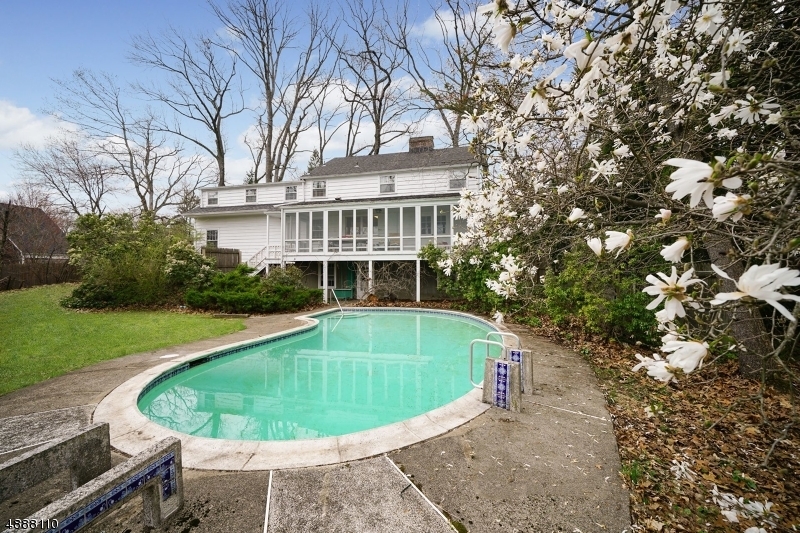 Property Photo:  15 Old Fort Rd  NJ 07924 