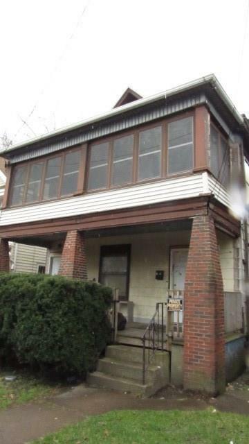 Property Photo:  749 E 6th Street  PA 16501 