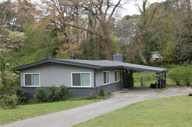 Property Photo: 2672 Woodacres Road 30345