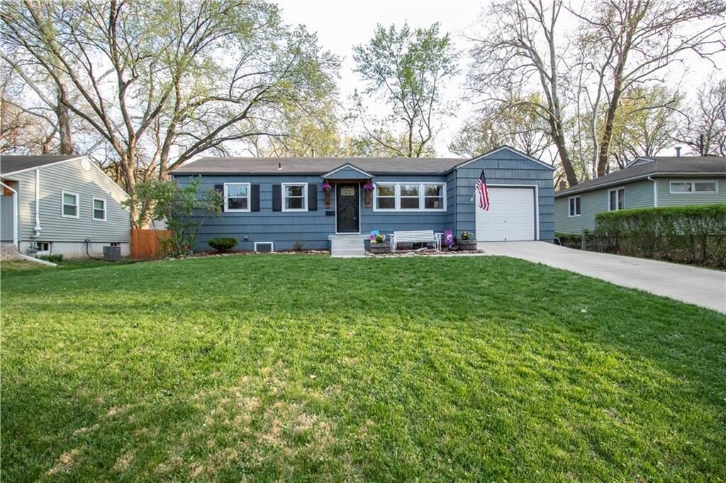Property Photo:  5715 W 81st Street  KS 66208 