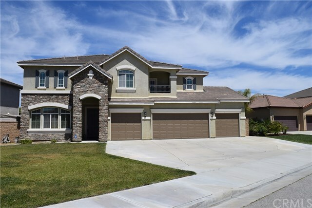 Property Photo: 33548 Blue Water Way CA 92592