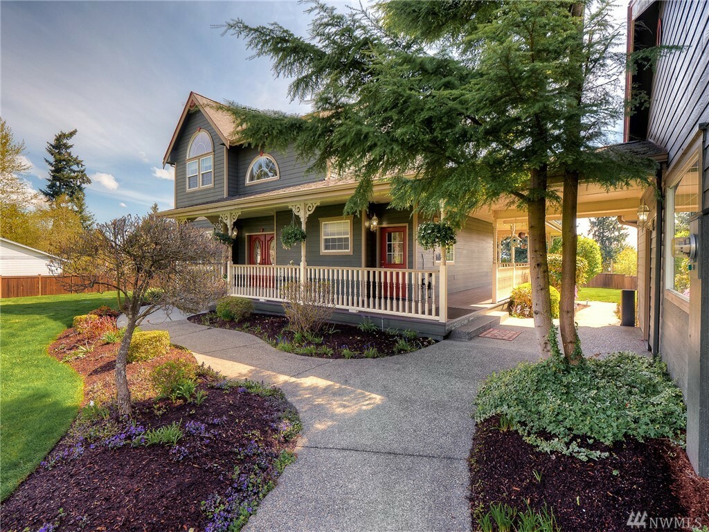 Property Photo: 4506 65th St E WA 98443