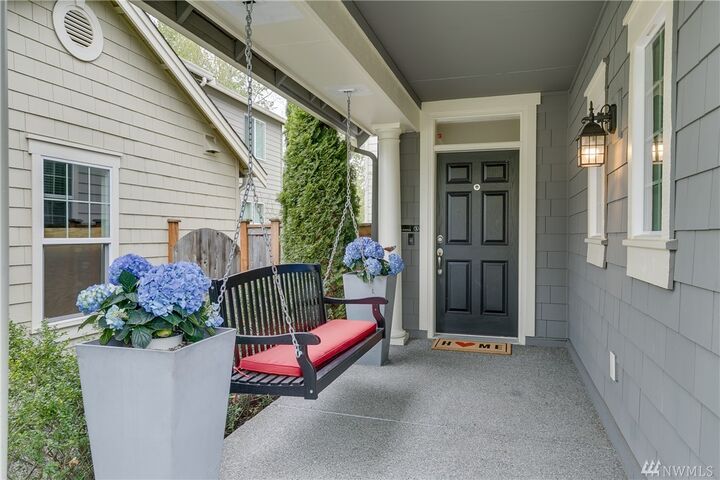 Property Photo: 661 Kitsap Avenue NE WA 98059