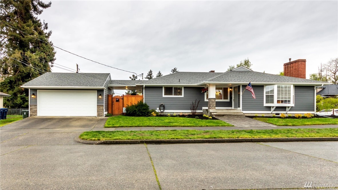 Property Photo: 2501 N 14th St WA 98406