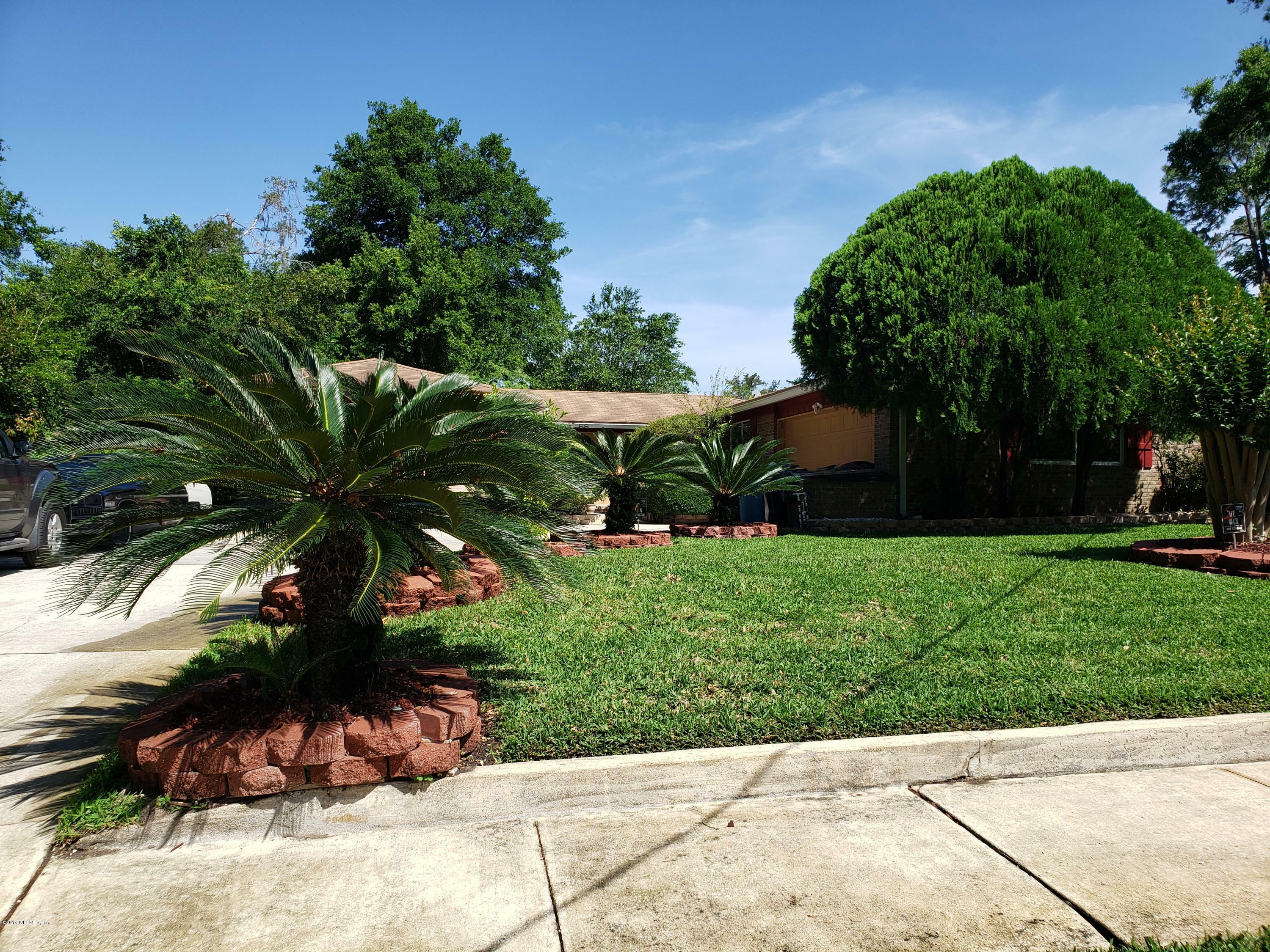 Property Photo:  6935 Alana Road  FL 32211 