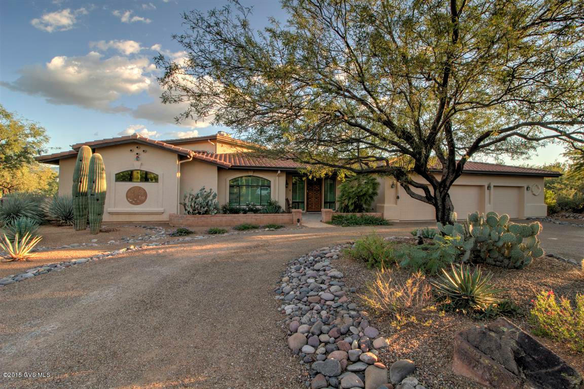 Property Photo:  1061 W Placita De La Cotonia  AZ 85622 