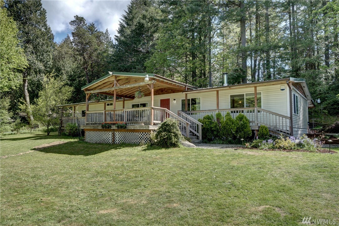 Property Photo: 512 Key Peninsula Hwy S WA 98349