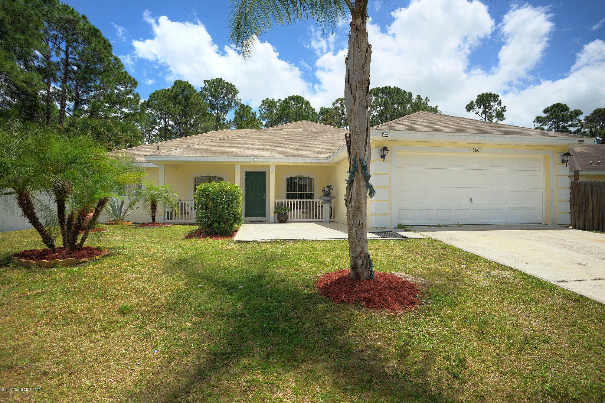 Property Photo:  860 SW Tupelo Road SW  FL 32908 