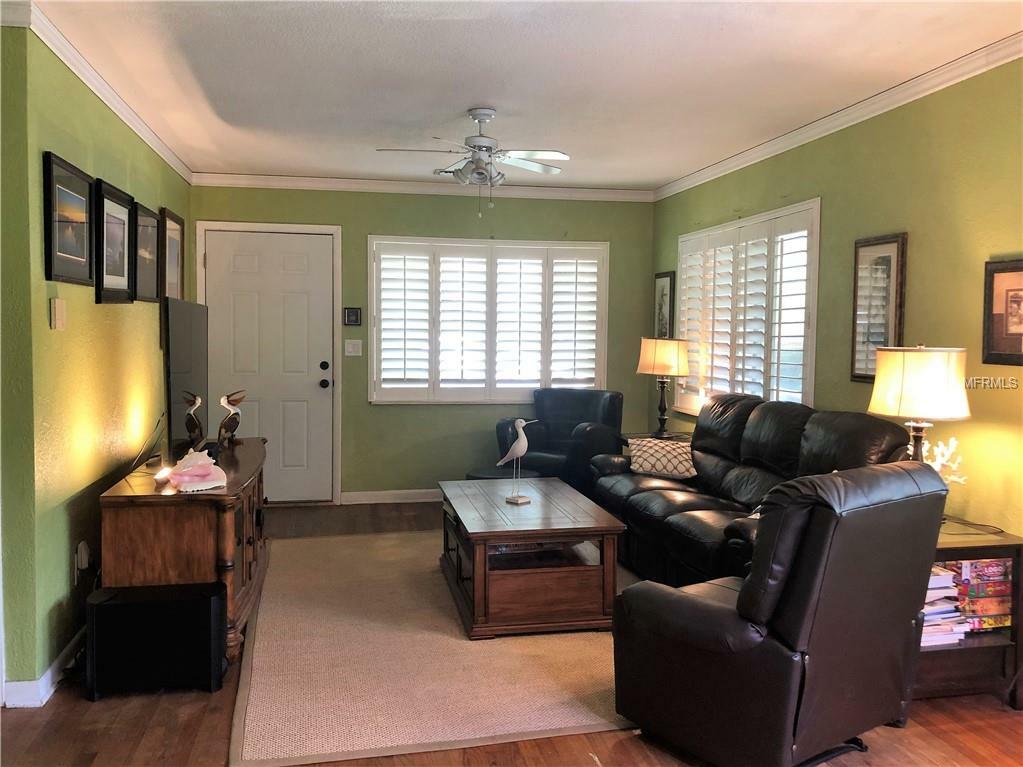 Property Photo:  2524 Westhigh Avenue  FL 33614 