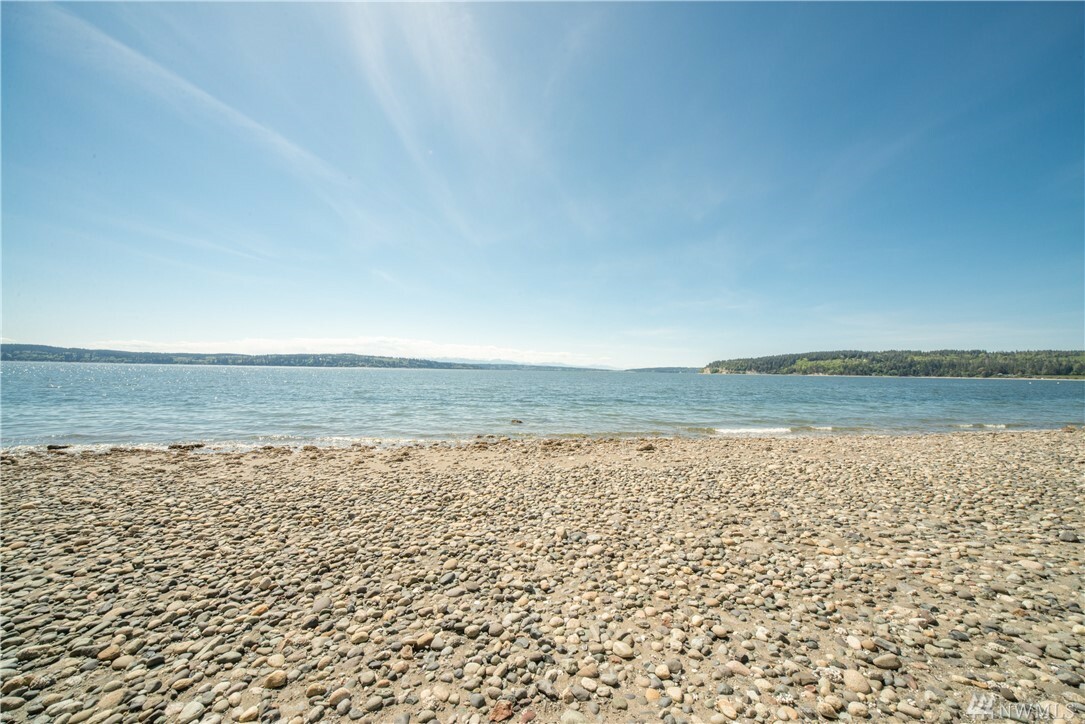 Property Photo: 552 Cougar Lane WA 98282