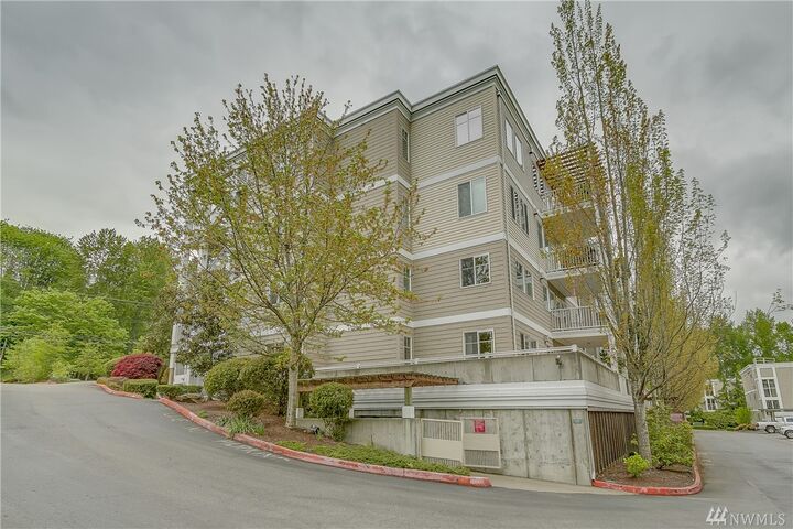 17426 Bothell Wy NE A-108  Bothell WA 98011 photo