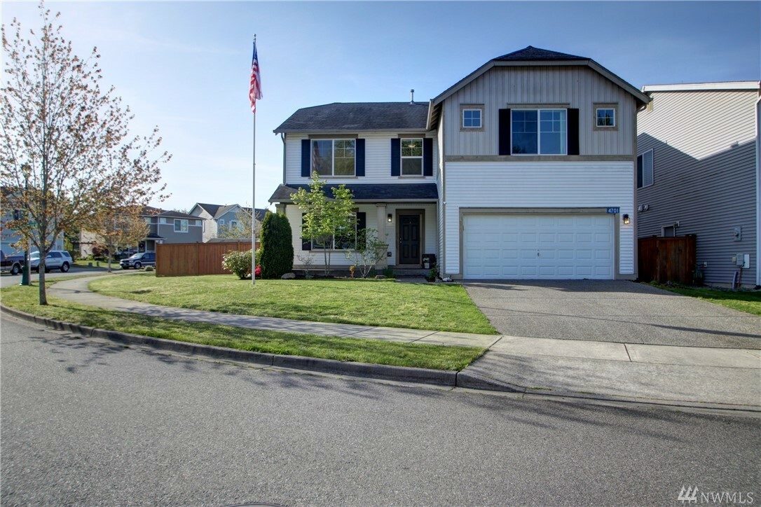 Property Photo:  4701 Mount Baker Loop  WA 98273 